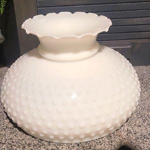 Milk glass vintage